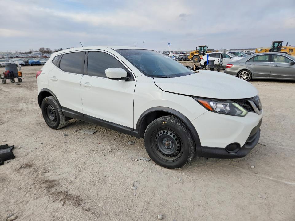 2019 Nissan VIN JN1BJ1CP1KW228810 COPART salvage auction — FRONT END, NE - CERT OF TITLE-SALVAGE, sold $225 on 2026-07-28 (photo 4)
