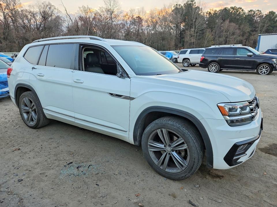 2018 Volkswagen Atlas VIN 1V2FR2CAXJC562972 COPART salvage auction — SIDE, Ar - Cert Of Title-Salvage, sold $2,900 on 2026-07-30 (photo 4)
