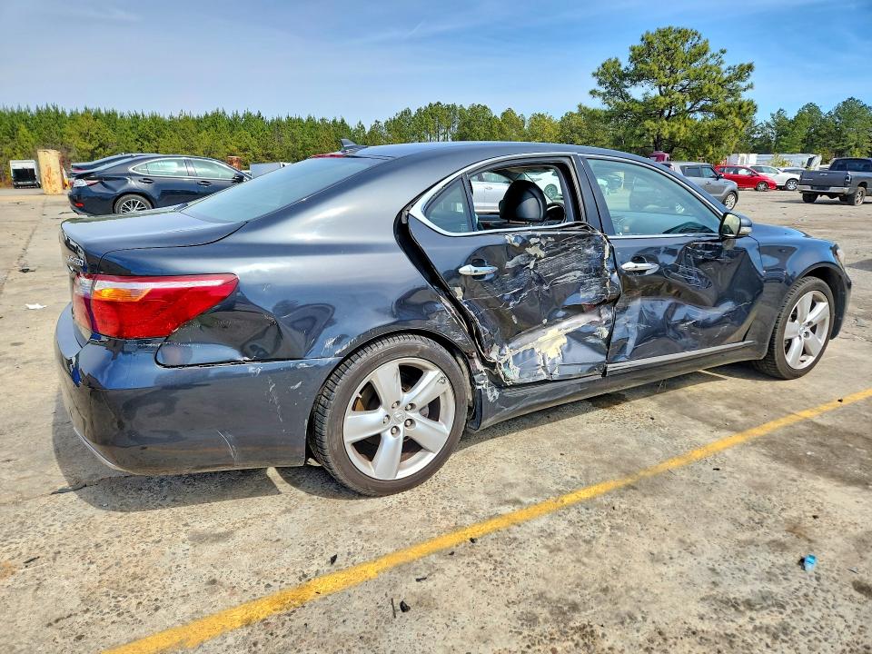 2010 Lexus Ls VIN JTHBL5EF6A5097041 COPART salvage auction — SIDE, SC - CERT OF TITLE-SALVAGE, sold $850 on 2026-07-31 (photo 3)