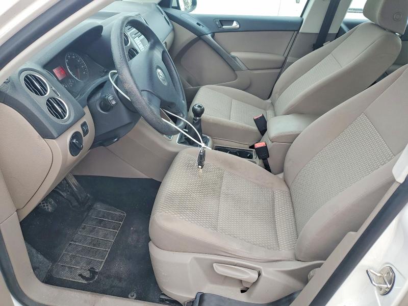 2009 Volkswagen Tiguan VIN WVGCV75N79W517653 COPART salvage auction — FRONT END, Id - Salvage Certificate Of Title, sold $425 on 2026-07-06 (photo 7)