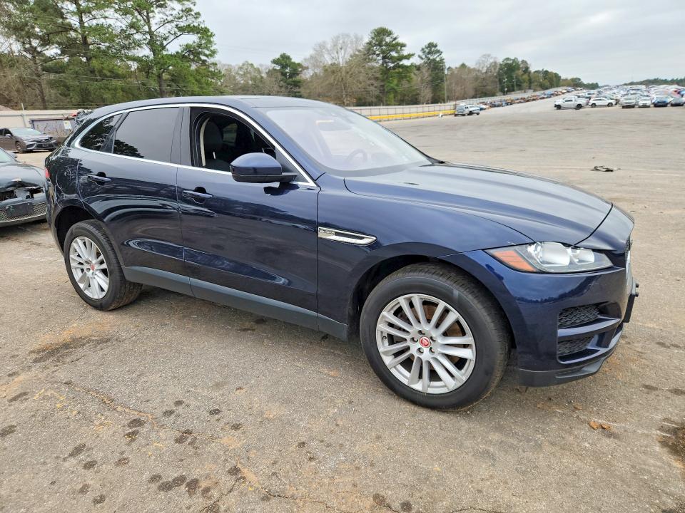 2020 Jaguar F-pace VIN SADCK2GX5LA637474 COPART salvage auction — VANDALISM, Salvage Title, sold $1,050 on 2026-09-04 (photo 4)