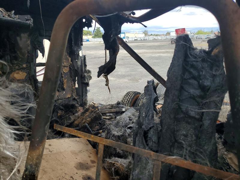 2024 Freightliner Cascadia 126 VIN 3AKJHHDR4RSVJ9808 COPART salvage auction — BURN, CA - SALVAGE CERTIFICATE, sold $6,200 on 2026-07-17 (photo 6)