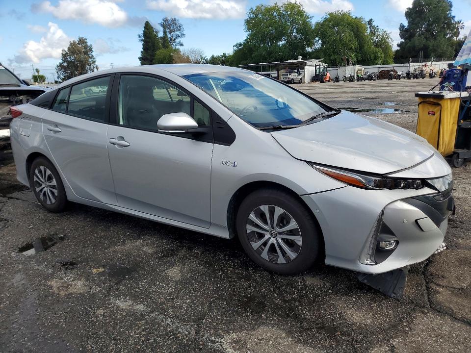 2022 Toyota Prius VIN JTDKAMFP8N3214032 COPART salvage auction — FRONT END, Ca - Salvage Certificate, sold $10,300 on 2026-08-18 (photo 4)