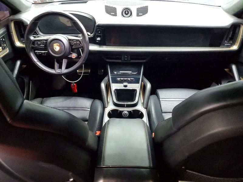 2024 Porsche Cayenne VIN WP1BK2AY2RDA72499 COPART salvage auction — WATER/FLOOD, Tx - Salvage Title-Flood Damage, sold $113,000 on 2026-07-28 (photo 8)