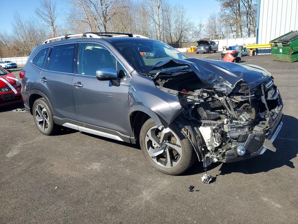2022 Subaru Forester VIN JF2SKARC0NH415836 COPART salvage auction — FRONT END, OR - SALVAGE TITLE CERTIFICATE, sold $4,300 on 2026-07-06 (photo 4)