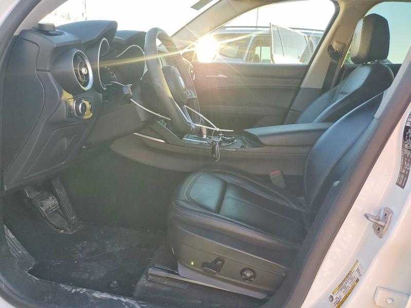 2019 Alfa romeo Stelvio VIN ZASPAJAN3K7C71311 COPART salvage auction — NORMAL WEAR, Nj - Certificate Of Title, sold $2,550 on 2026-07-07 (photo 7)