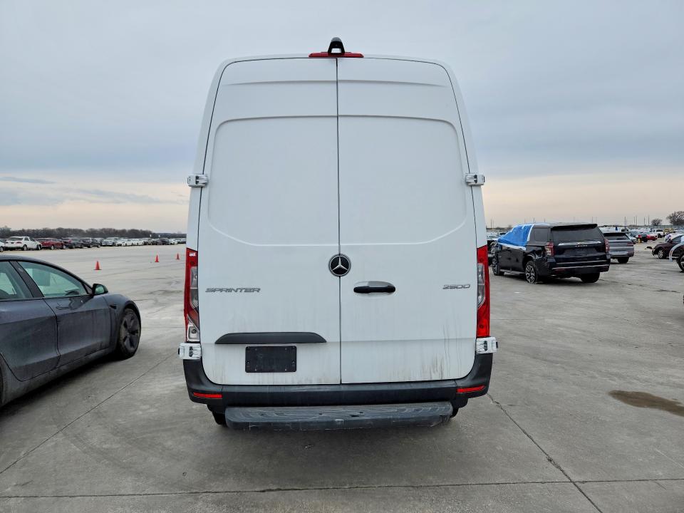 2024 Mercedes-benz VIN W1Y4NBHY9RT161379 COPART salvage auction — MINOR DENT/SCRATCHES, Il - Certificate Of Title, sold $18,300 on 2026-07-30 (photo 6)