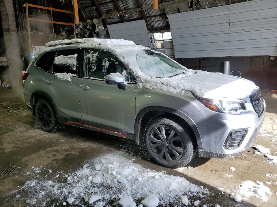 2019 Subaru Forester VIN JF2SKAPC9KH581724 COPART salvage auction — SIDE, Ny - Mv907A-Parts Only, sold $200 on 2026-07-29 (photo 4)