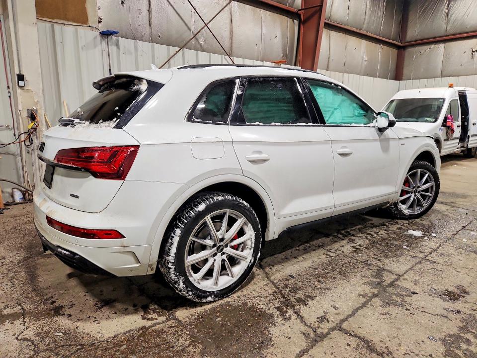 2024 Audi Q5 VIN WA1E2AFY8R2079061 COPART salvage auction — FRONT END, Ak - Bill Of Sale- Salvage, sold $12,000 on 2026-08-04 (photo 3)