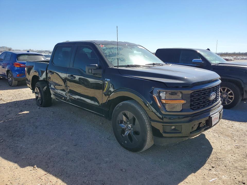 2025 Ford F-150 VIN 1FTEW2KP9SKE37111 COPART salvage auction — SIDE, Tx - Salvage Vehicle Title, sold $8,500 on 2026-07-09 (photo 4)