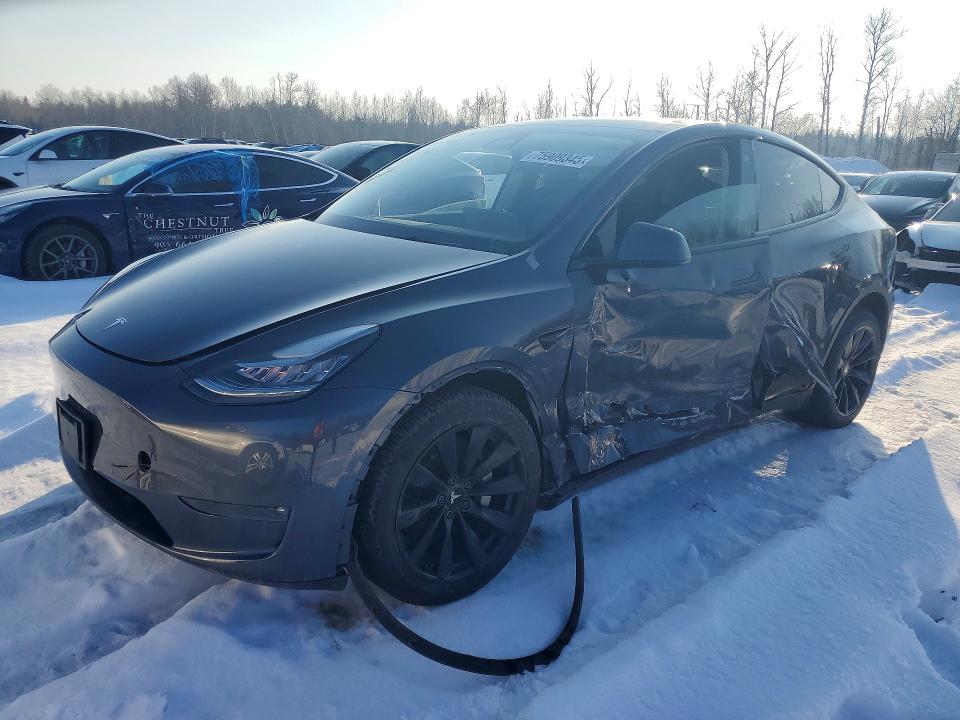 2022 Tesla Model y VIN 7SAYGDEE1NF510766 COPART salvage auction — SIDE, On - Permit Irrepairable, sold $13,800 on 2026-07-07 (photo 1)