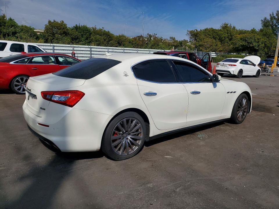 2018 Maserati Ghibli VIN ZAM57YTA3J1293095 COPART salvage auction — WATER/FLOOD, Fl - Cert Of Title-Slvg Rebld Flood, sold $3,500 on 2026-07-29 (photo 3)