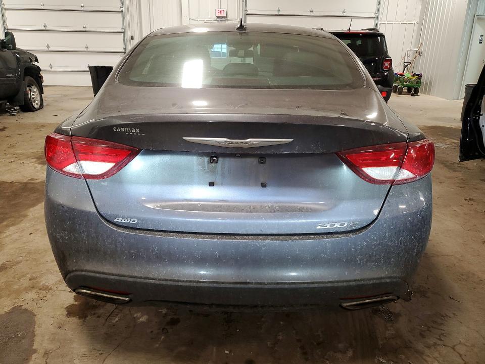 2015 Chrysler 200 VIN 1C3CCCDGXFN540565 COPART salvage auction — MINOR DENT/SCRATCHES, Salvage Title, sold $575 on 2026-07-21 (photo 6)