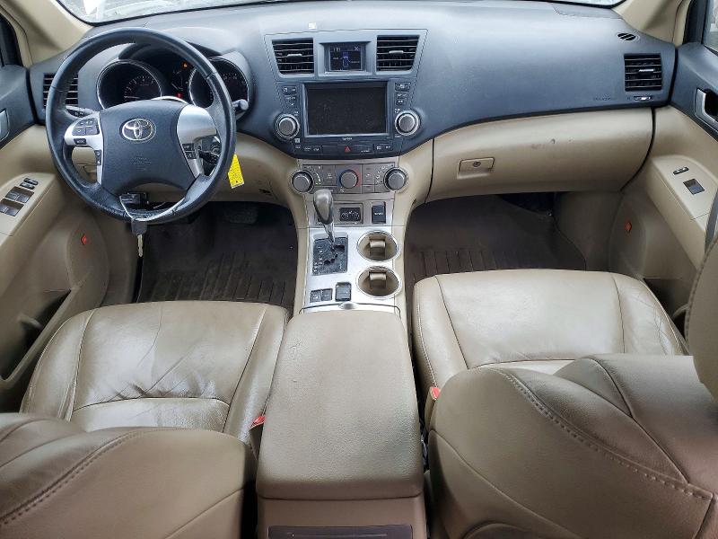 2012 Toyota Highlander VIN 5TDBK3EH9CS120710 COPART salvage auction — MINOR DENT/SCRATCHES, Fl - Certificate Of Title, sold $4,300 on 2026-07-28 (photo 8)