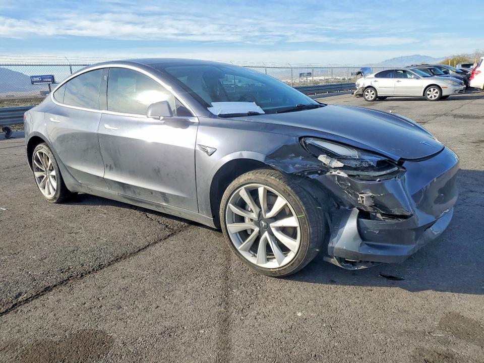 2019 Tesla Model 3 VIN 5YJ3E1EA6KF538082 COPART salvage auction — FRONT END, Nv - Salvage Title, sold $3,850 on 2026-07-22 (photo 4)