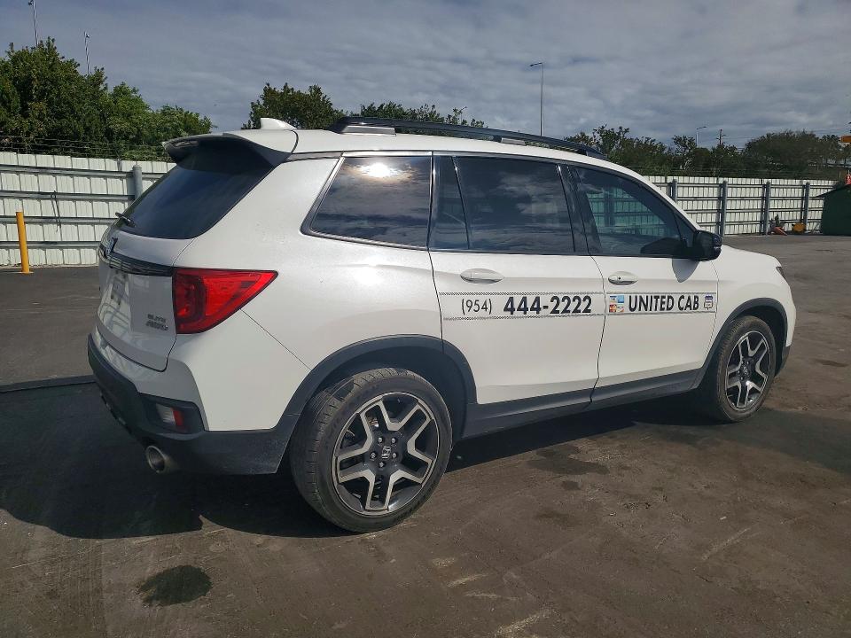 2023 Honda Passport VIN 5FNYF8H05PB017005 COPART salvage auction — FRONT END, Fl - Cert Of Title Slvg Rebuildable, sold $7,700 on 2026-07-13 (photo 3)
