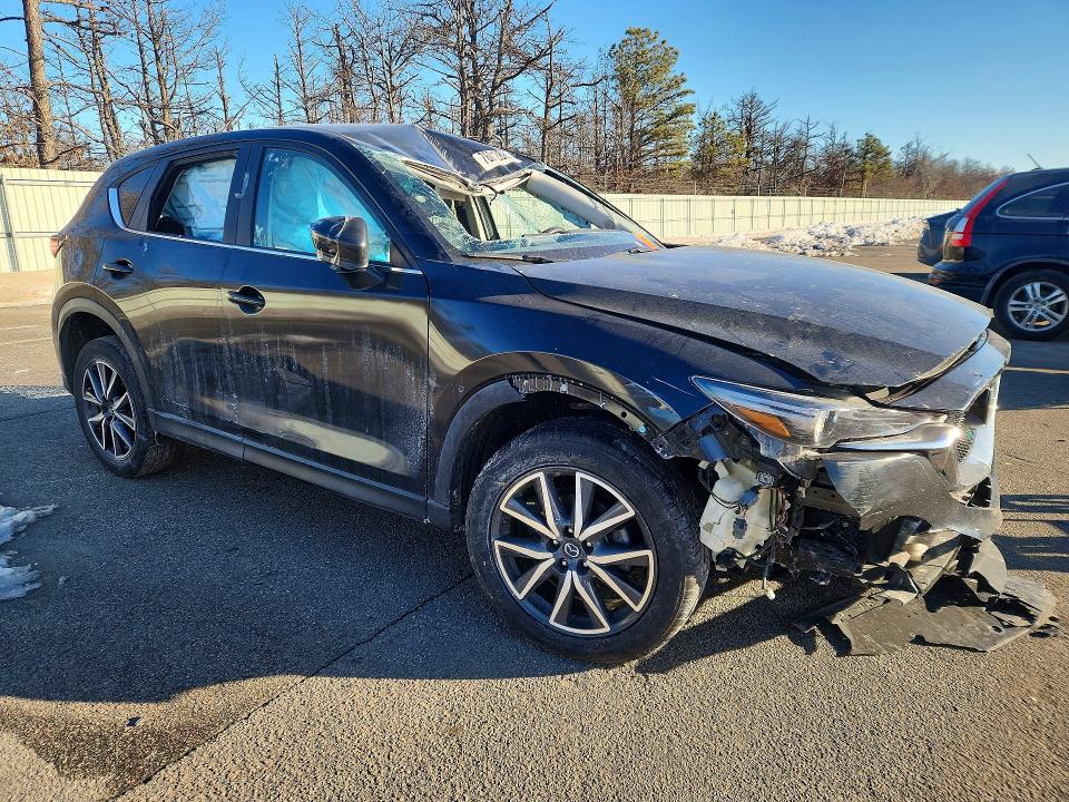 2018 Mazda Cx-5 VIN JM3KFBCM1J0390438 COPART salvage auction — ROLLOVER, Ny - Mv907A-Parts Only, sold $1,200 on 2026-07-22 (photo 4)