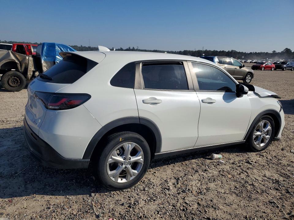 2023 Honda Hr-v VIN 3CZRZ2H35PM746145 COPART salvage auction — FRONT END, Tx - Salvage Vehicle Title, sold $4,050 on 2026-07-02 (photo 3)