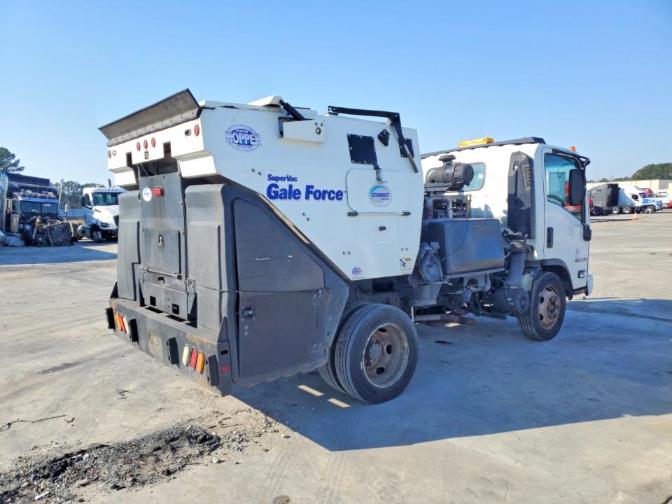 2017 Isuzu Npr hd VIN 54DC4W1B2HS808527 COPART salvage auction — BURN, Nc - Dealer Only Salvage Title, sold $2,350 on 2026-07-08 (photo 3)