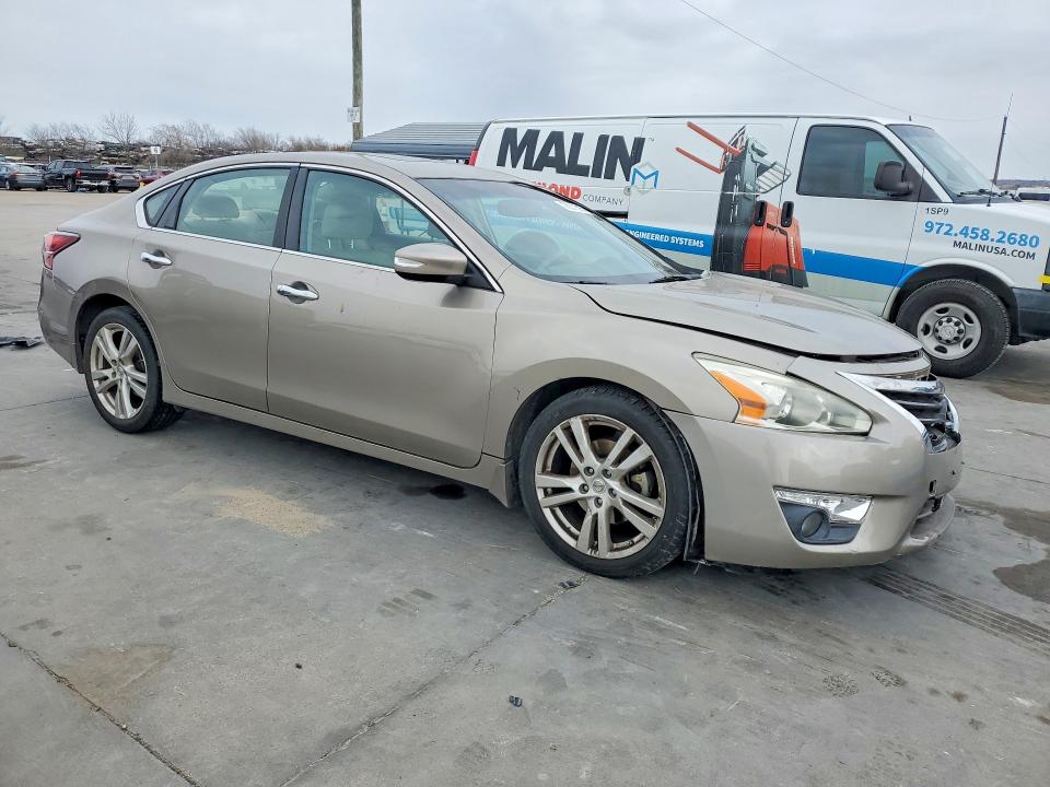 2014 Nissan Altima VIN 1N4BL3AP1EC323269 COPART salvage auction — FRONT END, Tx - Certificate Of Title, sold $1,700 on 2026-07-09 (photo 4)