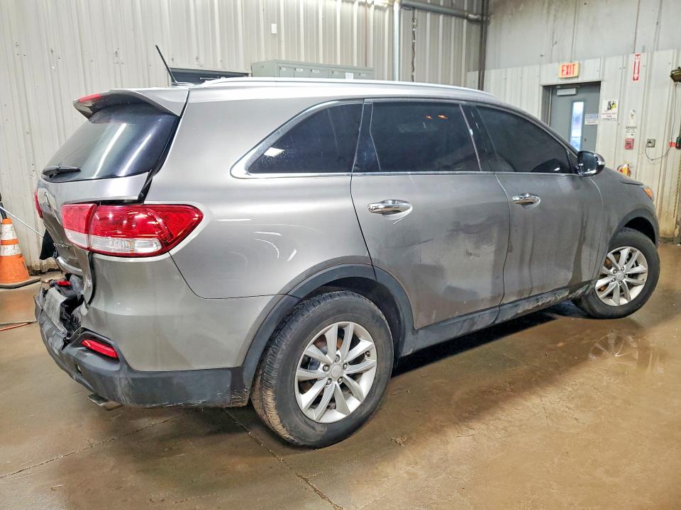 2016 Kia Sorento VIN 5XYPG4A32GG095112 COPART salvage auction — REAR END, Il - Salvage Certificate, sold $1,750 on 2026-07-07 (photo 3)