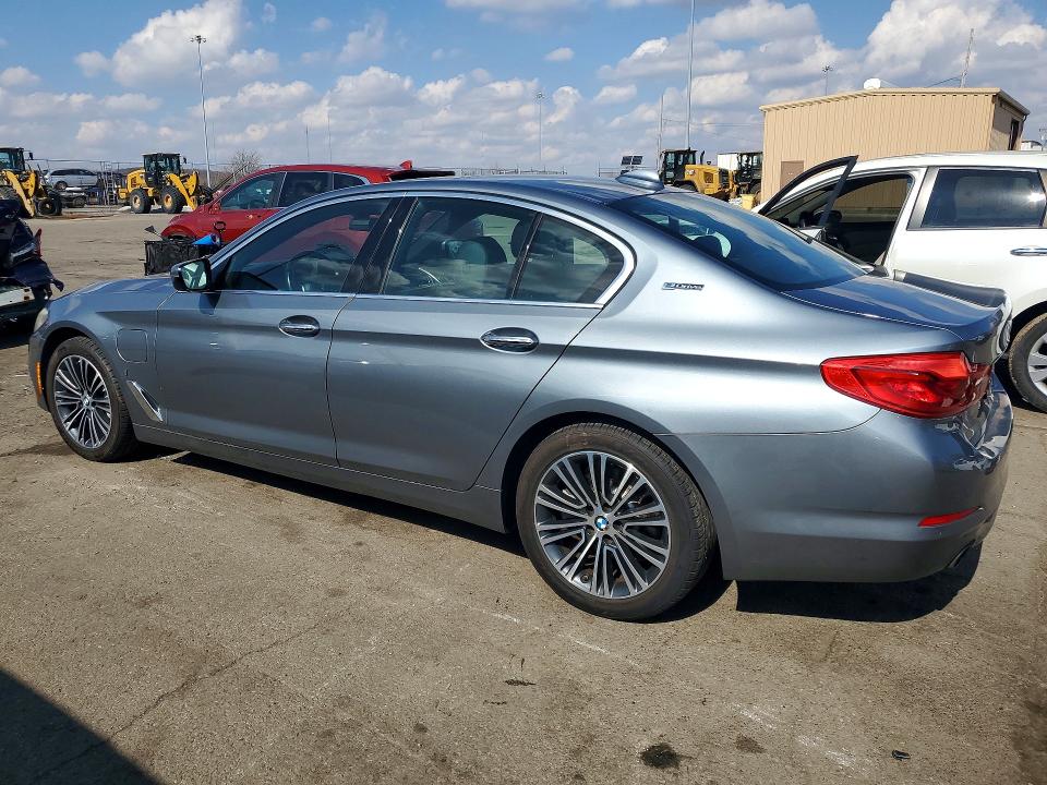 2018 Bmw motorrad 530e VIN WBAJA9C56JB249791 COPART salvage auction — MINOR DENT/SCRATCHES, OH - CERTIFICATE OF TITLE, sold $6,700 on 2026-07-27 (photo 2)