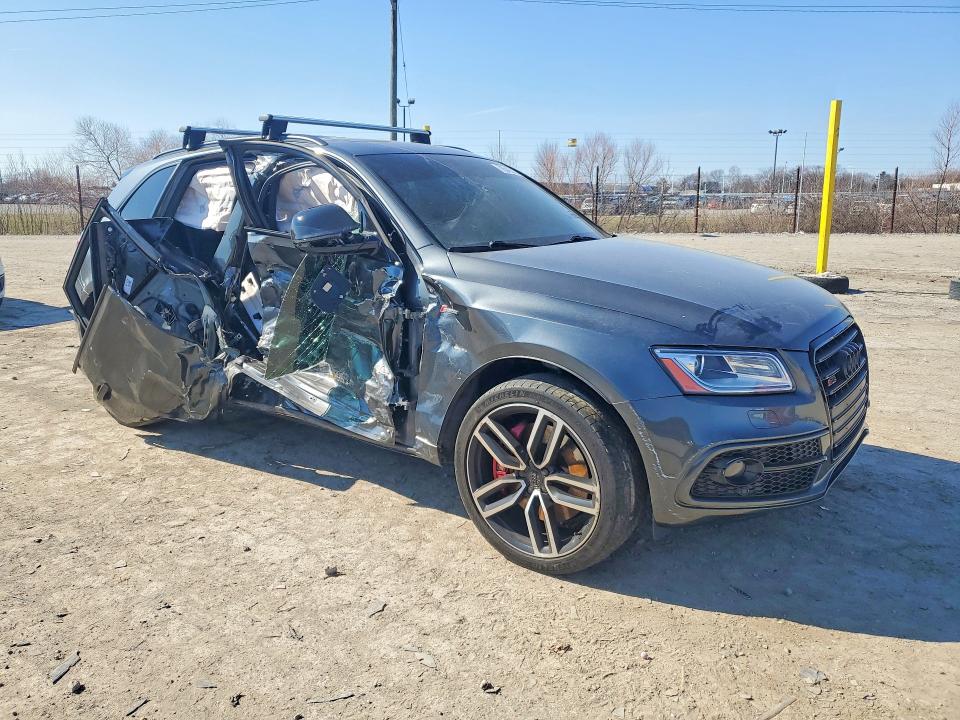 2017 Audi Q5 VIN WA1CCAFP5HA039830 COPART salvage auction — SIDE, IN - CERT OF TITLE-SALVAGE TITLE, sold $1,600 on 2026-07-31 (photo 4)