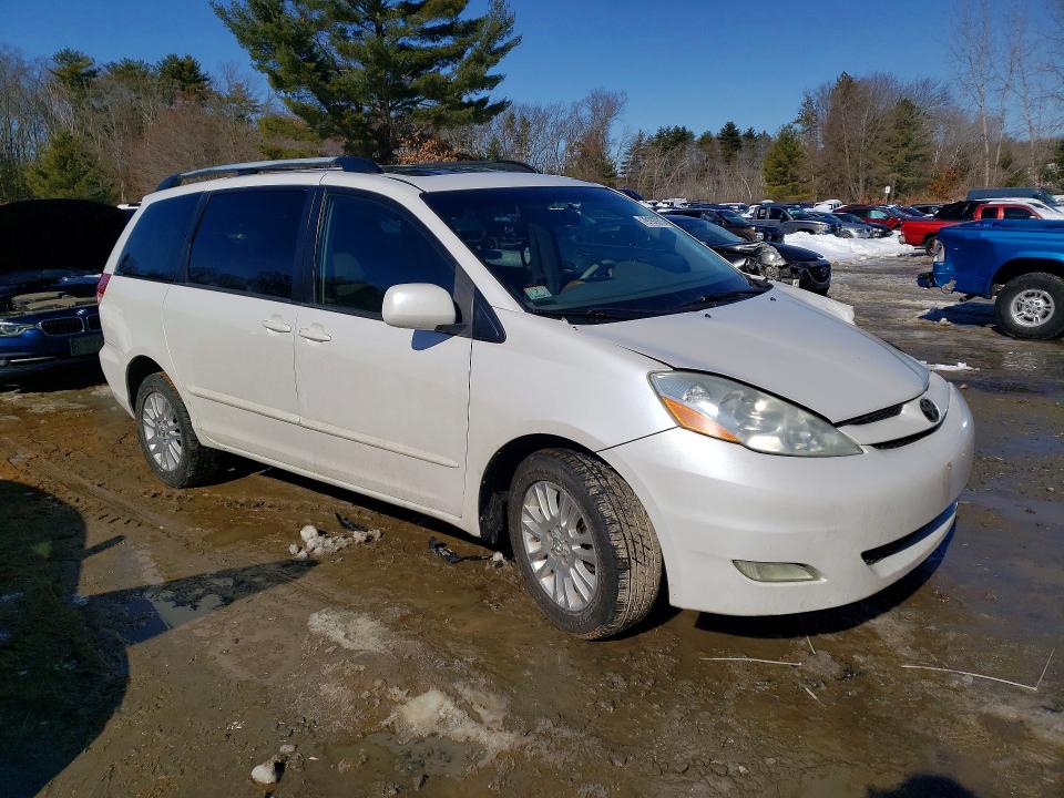 2008 Toyota Sienna VIN 5TDBK22C08S019968 COPART salvage auction — FRONT END, Ma - Cert Of Title-Reconstrctd Coll, sold $1,400 on 2026-07-06 (photo 4)