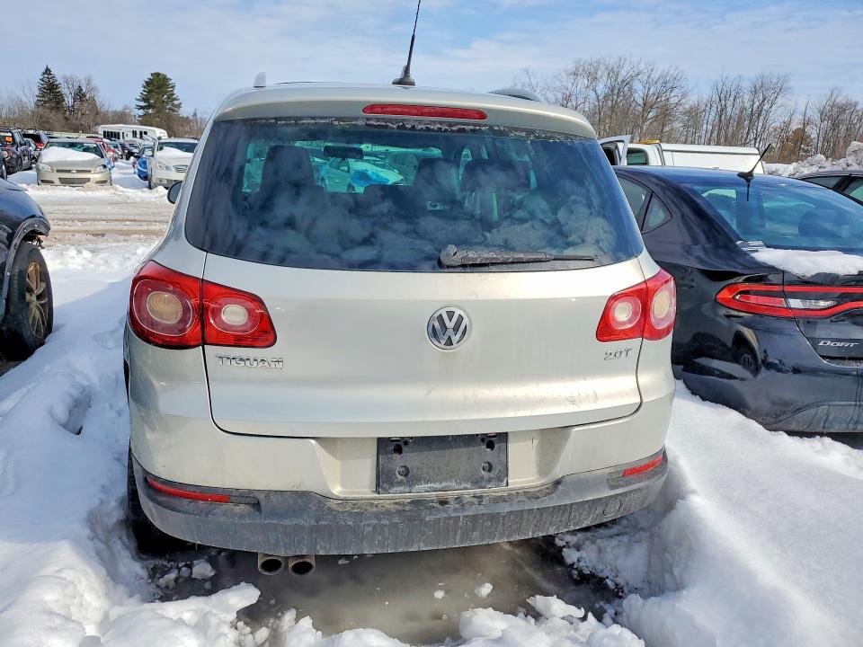 2011 Volkswagen Tiguan VIN WVGAV7AXXBW539831 COPART salvage auction — REAR END, Ny - Mv907A-Parts Only, sold $475 on 2026-07-15 (photo 6)