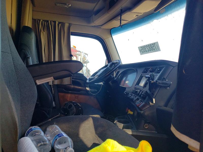 2023 Kenworth T680 VIN 1XKYD49X4PJ233323 COPART salvage auction — ALL OVER, ID - SALVAGE CERTIFICATE OF TITLE, sold $2,950 on 2026-09-03 (photo 5)