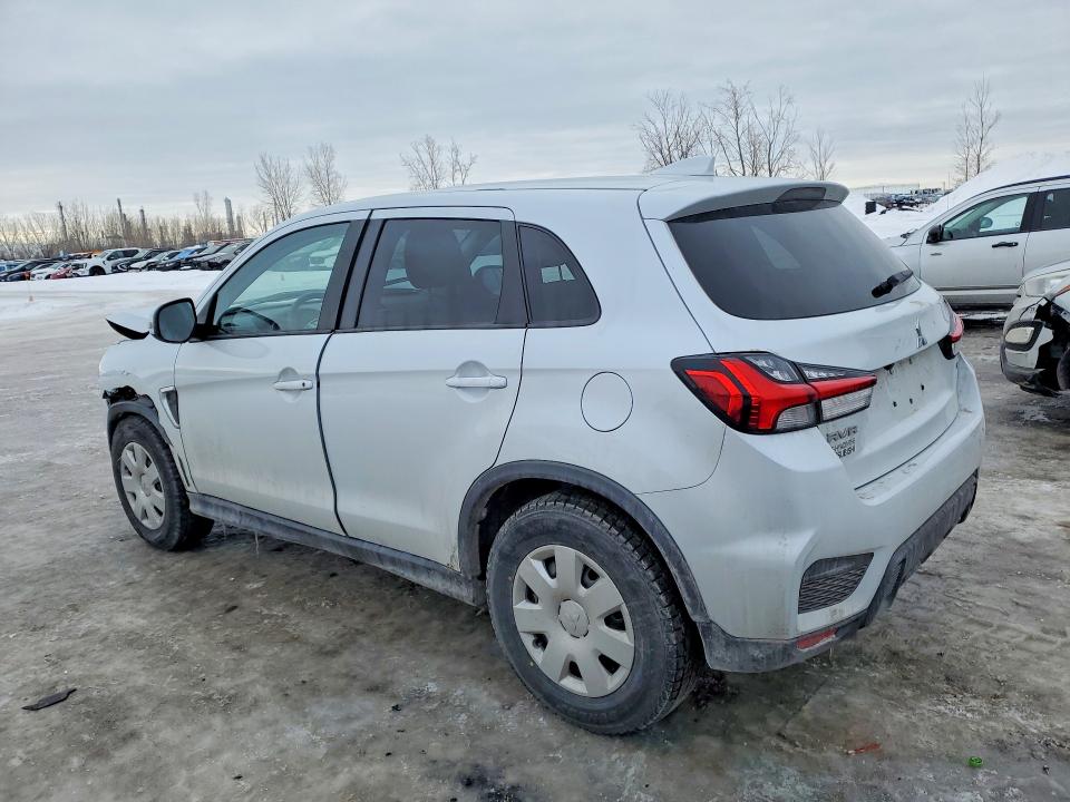 2023 Mitsubishi Outlander VIN JA4AJVAW4PU606917 COPART salvage auction — FRONT END, Qc - Gravement Accidente, sold $3,650 on 2026-07-07 (photo 2)