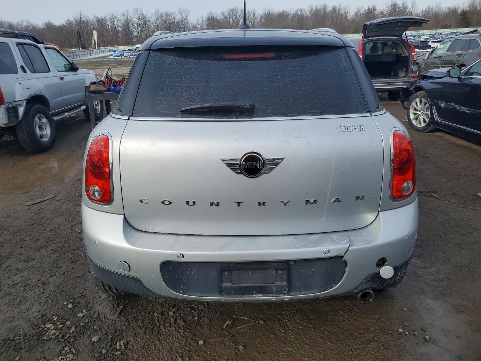2014 Mini Cooper VIN WMWZB3C58EWR38968 COPART salvage auction — SIDE, NJ - CERT OF TITLE-SALVAGE, sold $400 on 2026-07-31 (photo 6)
