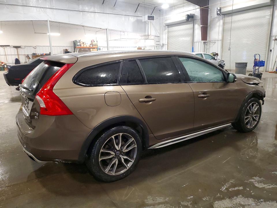 2016 Volvo V60 cross country VIN YV4612HM9G1007802 COPART salvage auction — FRONT END, Other, sold $3,000 on 2026-08-24 (photo 3)