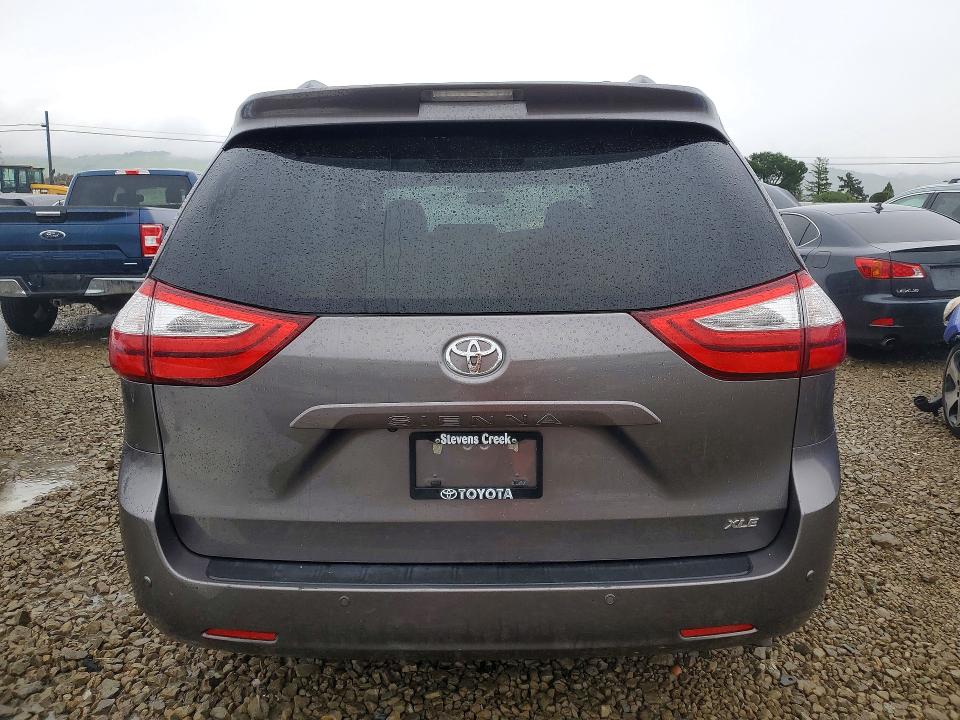 2017 Toyota Sienna VIN 5TDYZ3DC9HS861216 COPART salvage auction — VANDALISM, CA - SALVAGE CERTIFICATE, sold $350 on 2026-07-21 (photo 6)