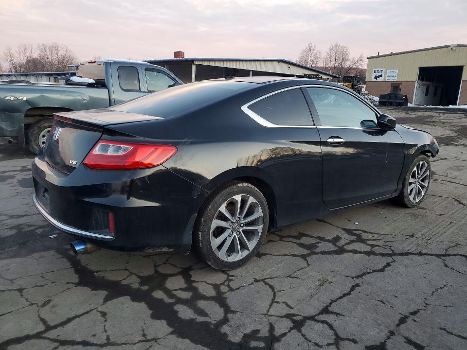 2014 Honda Accord VIN 1HGCT2B82EA001527 COPART salvage auction — FRONT END, ID - SALVAGE CERTIFICATE OF TITLE, sold $925 on 2026-07-02 (photo 4)
