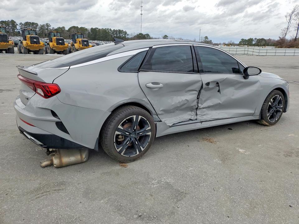 2022 Kia K5 VIN 5XXG64J28NG118758 COPART salvage auction — SIDE, Nc - Salvage Certificate Of Title, sold $300 on 2026-06-30 (photo 3)