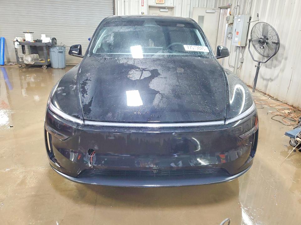 2026 Tesla Model y VIN 7SAYGDEE9TF402943 COPART salvage auction — SIDE, Il - Salvage Certificate, sold $20,800 on 2026-07-21 (photo 5)