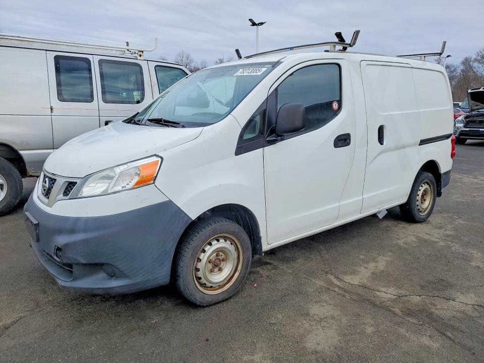 2015 Nissan Nv200 VIN 3N6CM0KN7FK721747 COPART salvage auction — MINOR DENT/SCRATCHES, Ma - Certificate Of Title, sold $1,850 on 2026-07-31 (photo 1)