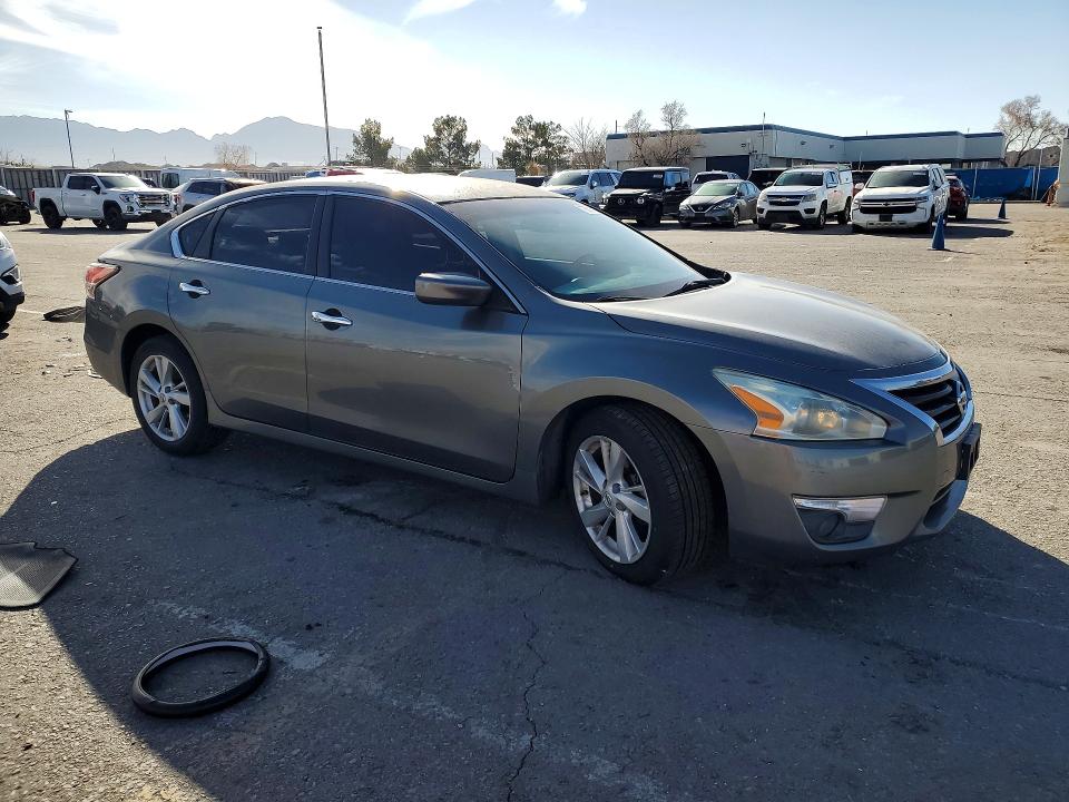2015 Nissan Altima VIN 1N4AL3AP1FC209351 COPART salvage auction — SIDE, Nm - Cert Of Title-Salvage, sold $125 on 2026-07-10 (photo 4)