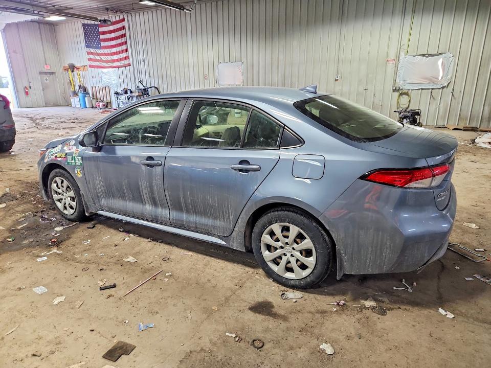 2022 Toyota Corolla VIN JTDEPMAEXNJ200839 COPART salvage auction — SIDE, WI - SALVAGE - MULTIPLE BRANDS, sold $4,250 on 2026-07-27 (photo 2)