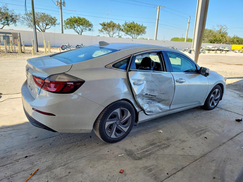 2020 Honda Insight VIN 19XZE4F55LE009534 COPART salvage auction — SIDE, Salvage Title, sold $7,600 on 2026-08-12 (photo 3)