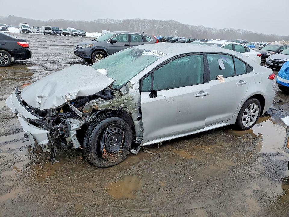 2024 Toyota Corolla VIN 5YFB4MDE7RP165718 COPART salvage auction — FRONT END, Fl - Certificate Of Destruction, sold $6,800 on 2026-07-15 (photo 1)