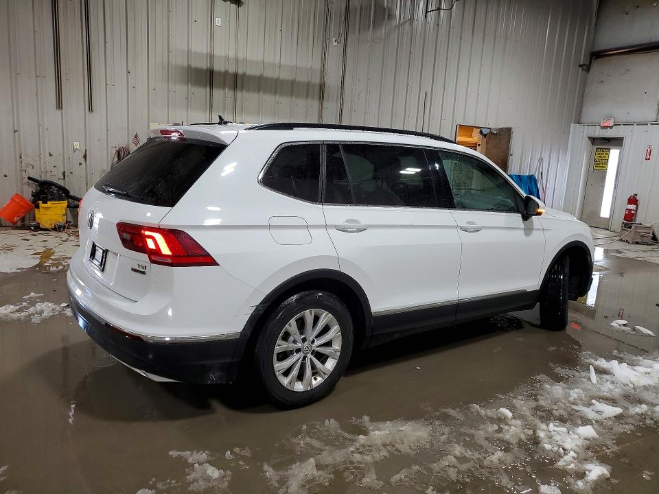 2018 Volkswagen Tiguan VIN 3VV2B7AX6JM003802 COPART salvage auction — FRONT END, NY - MV-907A SALVAGE CERTIFICATE, sold $3,900 on 2026-08-24 (photo 3)