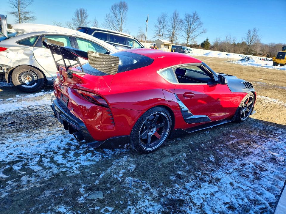 2020 Toyota Supra VIN WZ1DB4C02LW032823 COPART salvage auction — SIDE, Nj - Cert Of Title-Salvage, sold $26,250 on 2026-08-24 (photo 3)