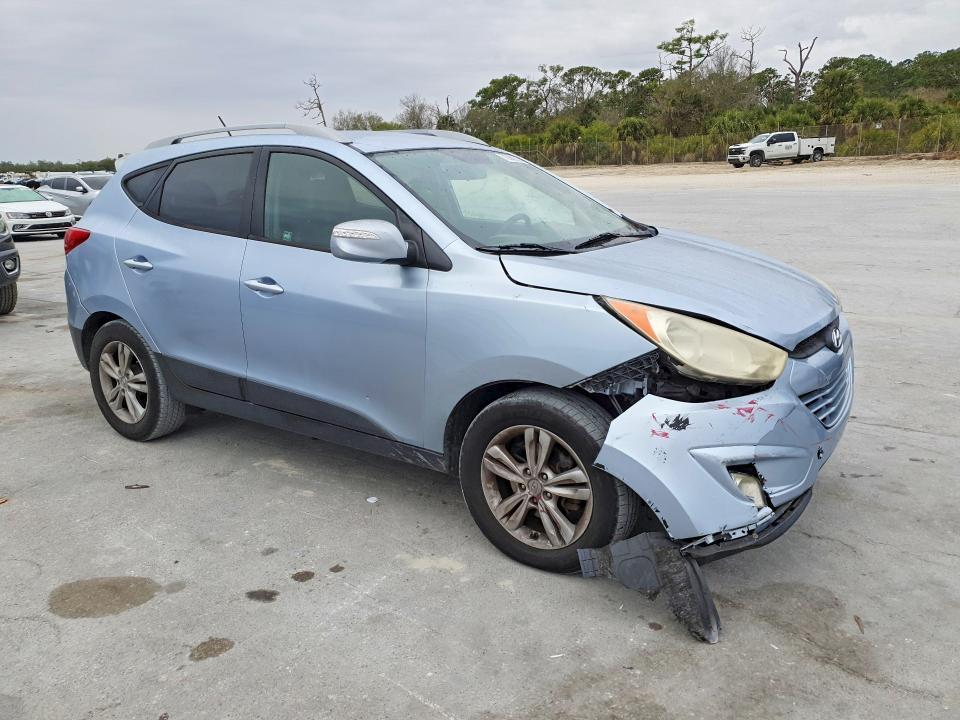 2013 Hyundai Tucson VIN KM8JU3ACXDU629486 COPART salvage auction — FRONT END, Salvage Title, sold $1,900 on 2026-07-15 (photo 4)