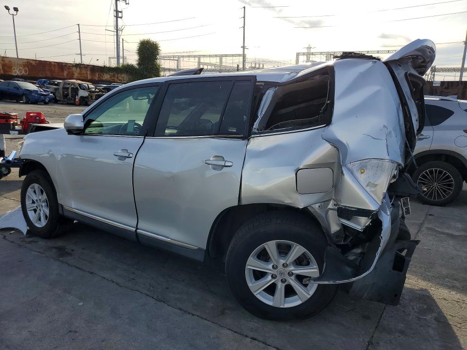 2012 Toyota Highlander VIN 5TDZK3EH4CS064383 COPART salvage auction — ALL OVER, Ca - Salvage Certificate, sold $750 on 2026-07-08 (photo 2)