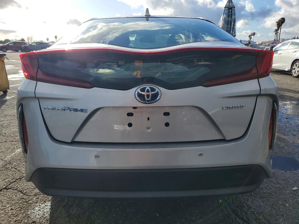 2022 Toyota Prius VIN JTDKAMFP8N3214032 COPART salvage auction — FRONT END, Ca - Salvage Certificate, sold $10,300 on 2026-08-18 (photo 6)