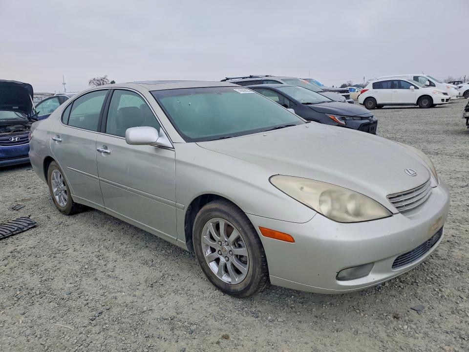 2004 Lexus Es 330 VIN JTHBA30G645054754 COPART salvage auction — MINOR DENT/SCRATCHES, CA - DIS/DLR/EXP ONLY CLEAN TITLE (P), sold $300 on 2026-09-10 (photo 4)