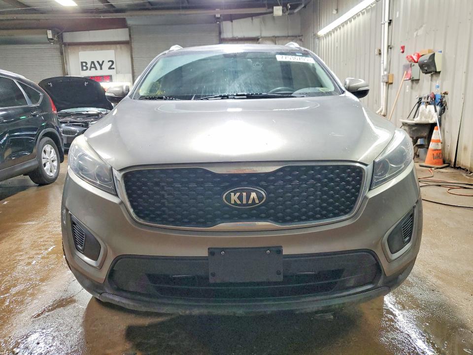 2016 Kia Sorento VIN 5XYPG4A32GG095112 COPART salvage auction — REAR END, Il - Salvage Certificate, sold $1,750 on 2026-07-07 (photo 5)