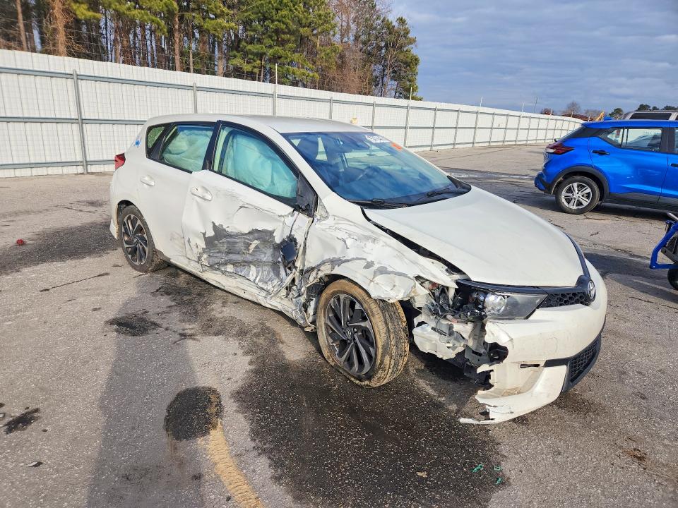 2018 Toyota Corolla VIN JTNKARJE0JJ556398 COPART salvage auction — SIDE, Nc - Salvage Certificate Of Title, sold $275 on 2026-07-28 (photo 4)